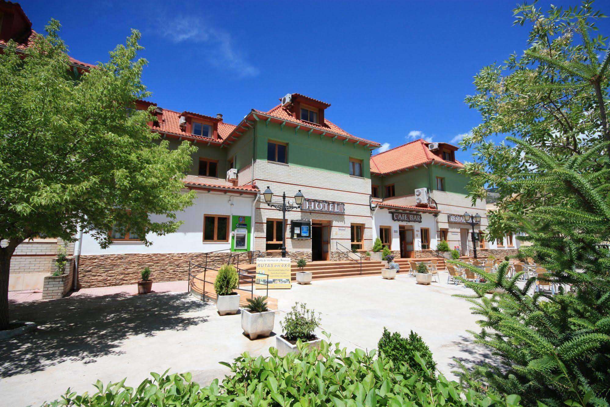 Hotel Rural Montana De Cazorla Arroyo Frio Exteriör bild